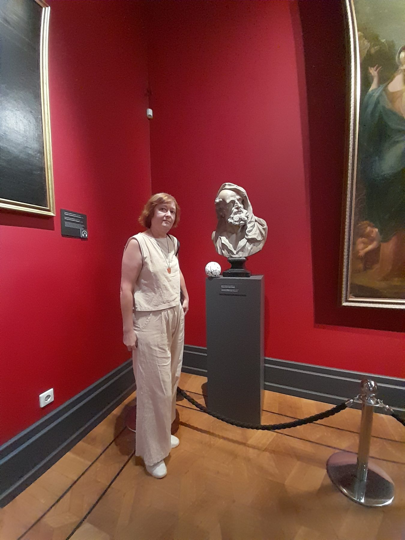 Елена — НейроАтом у музея, Россия, Нижний Новгород