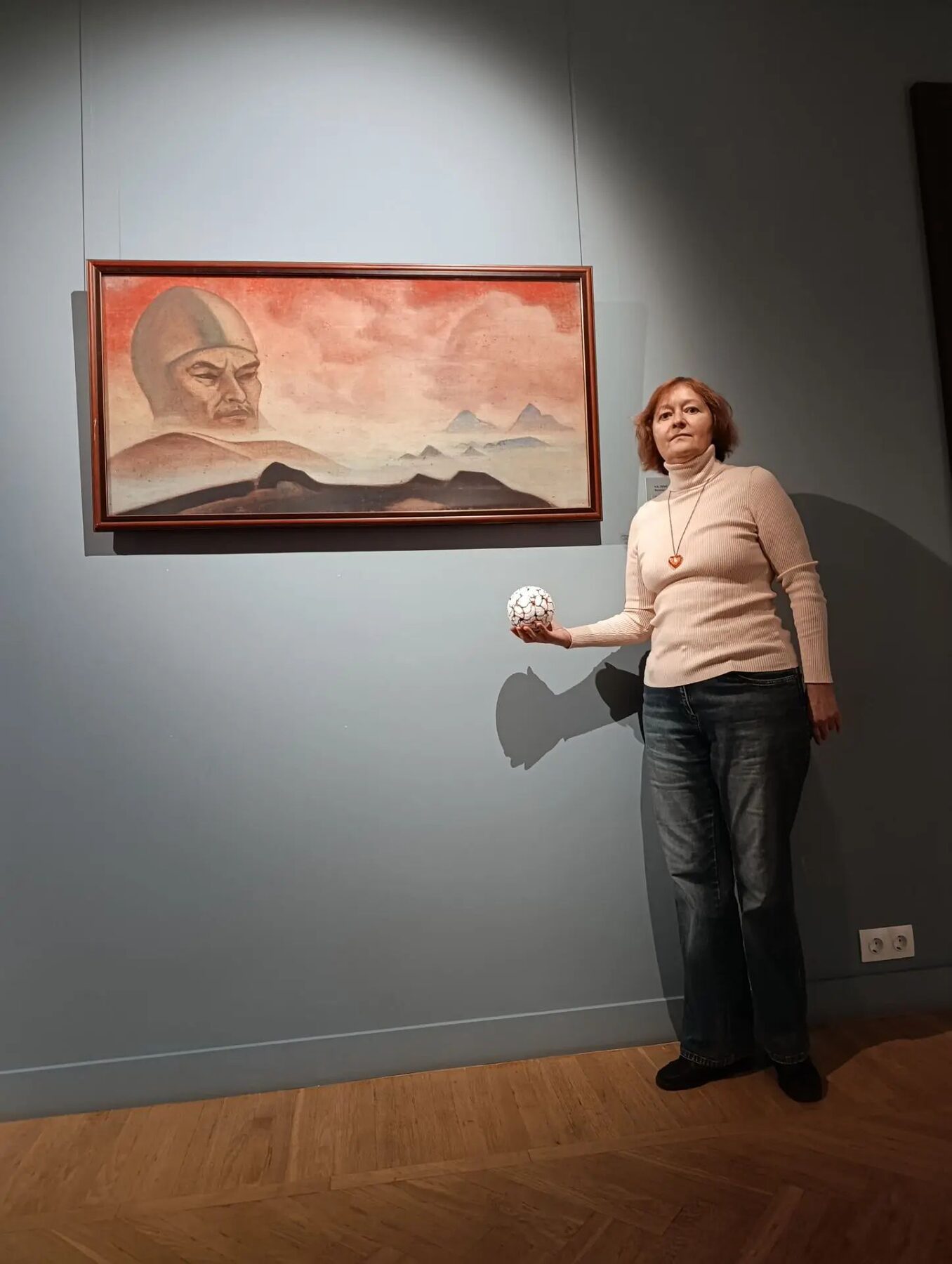 Елена — НейроАтом у музея, Россия, Нижний Новгород